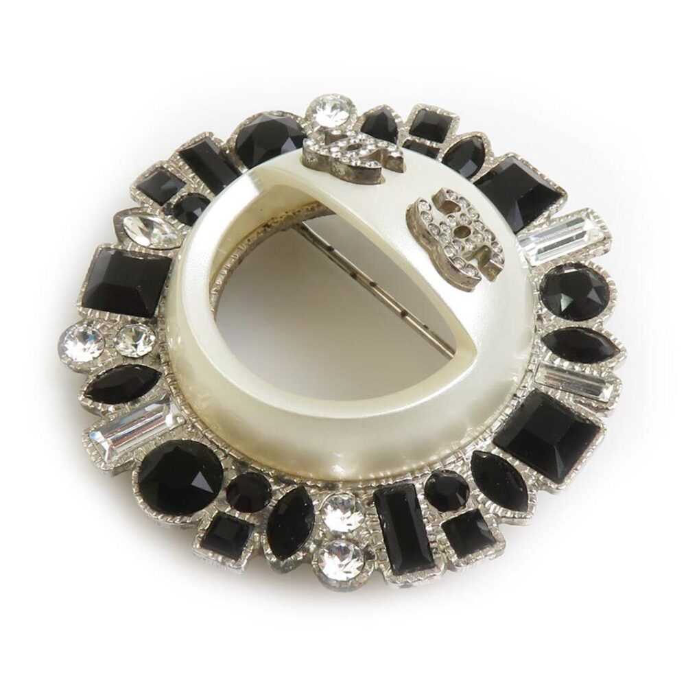 CHANEL Authentic Black Logo Brooch - Picture 2 of 8